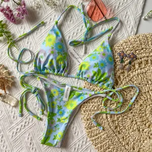 Blue Fluorescent Floral Pritn Straps Bikini Set