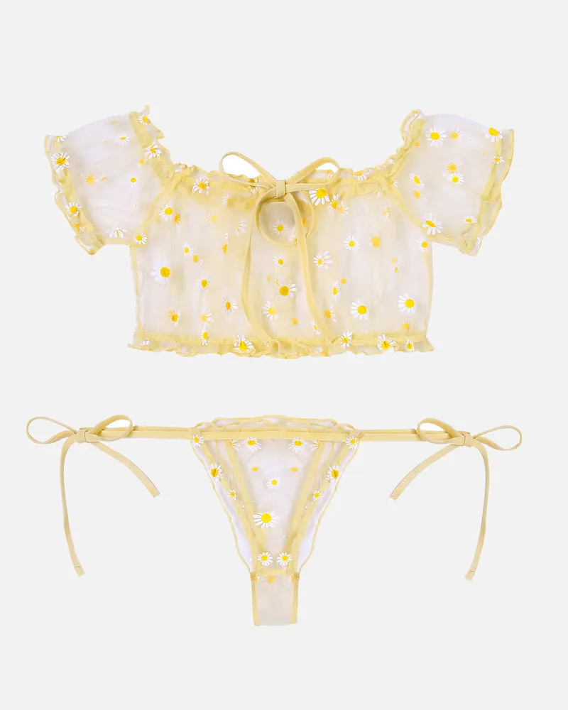 Lace Ruffle Bra and Panty Set