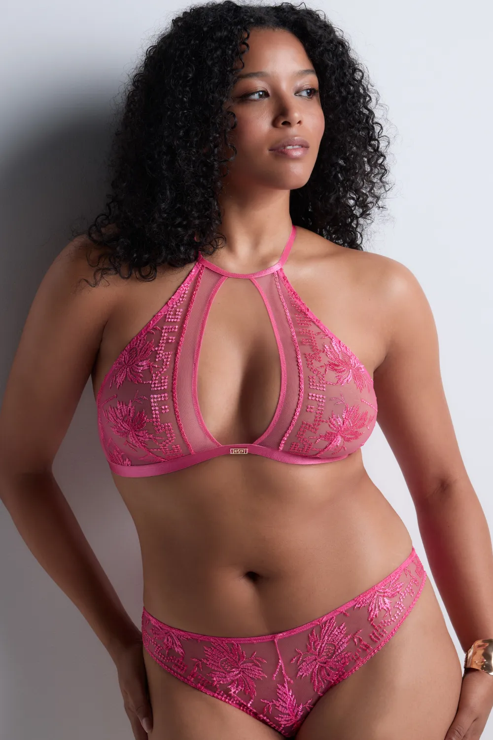 Rules of Attraction Bralette in Pink