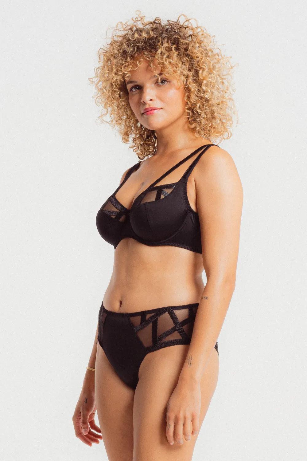 Série Embroidery Full Cup Bra